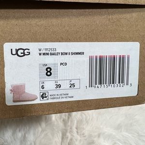pink bailey bow uggs